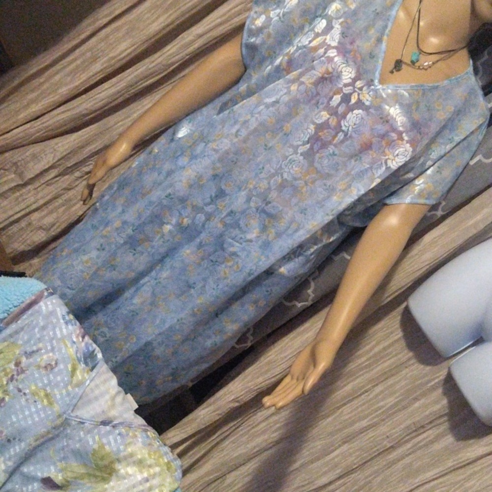 Vintage style nightgown